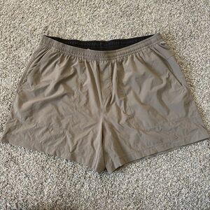 Lululemon Bowline Shorts 5” Dark Olive XXL Casual Athleisure Gym Running
